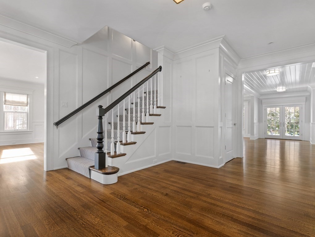 38 Livingston Road Wellesley, MA 02482 - Photo 6 of 37