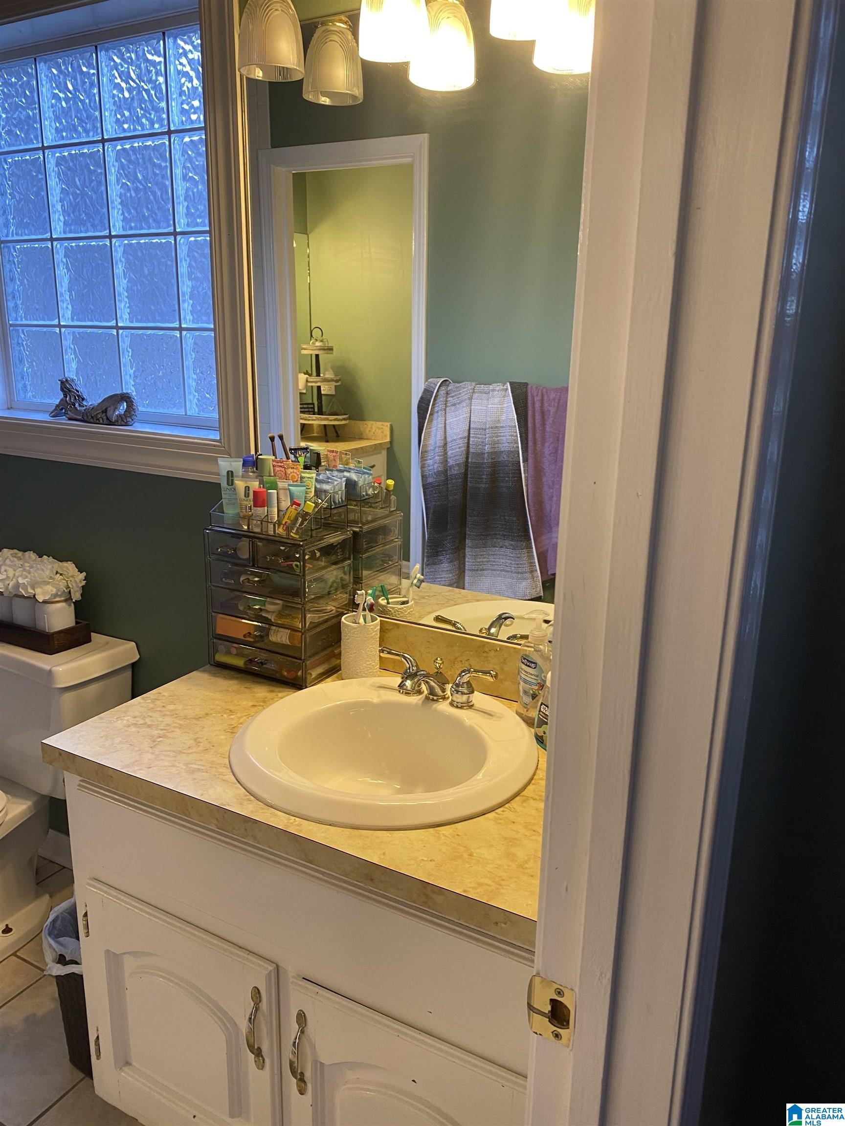 124 Vine Street Oneonta, AL 35121 - Photo 14 of 17