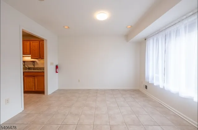 $389,999 | 2 Snowmass Court, Unit 2, Vernon, NJ 07462