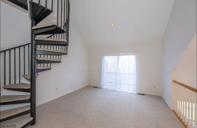 $389,999 | 2 Snowmass Court, Unit 2, Vernon, NJ 07462