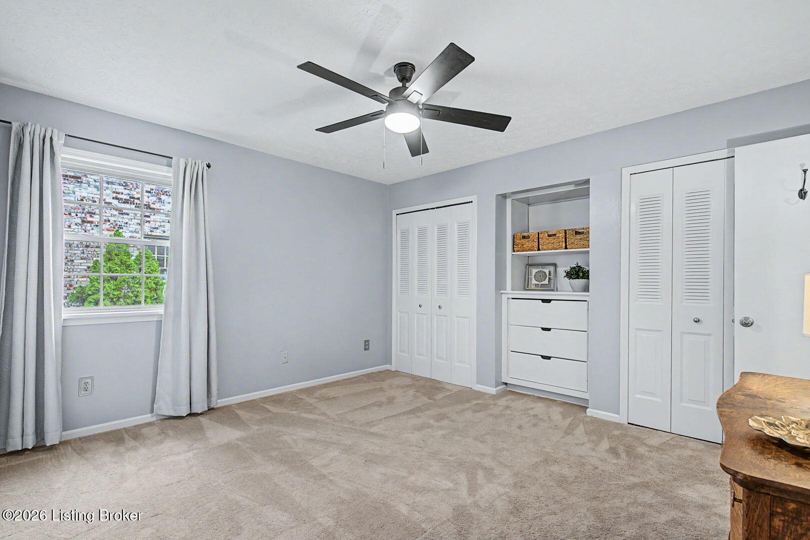 2911 Lexham Road Louisville, KY 40220 - Photo 26 of 54 Priimary with dual closets