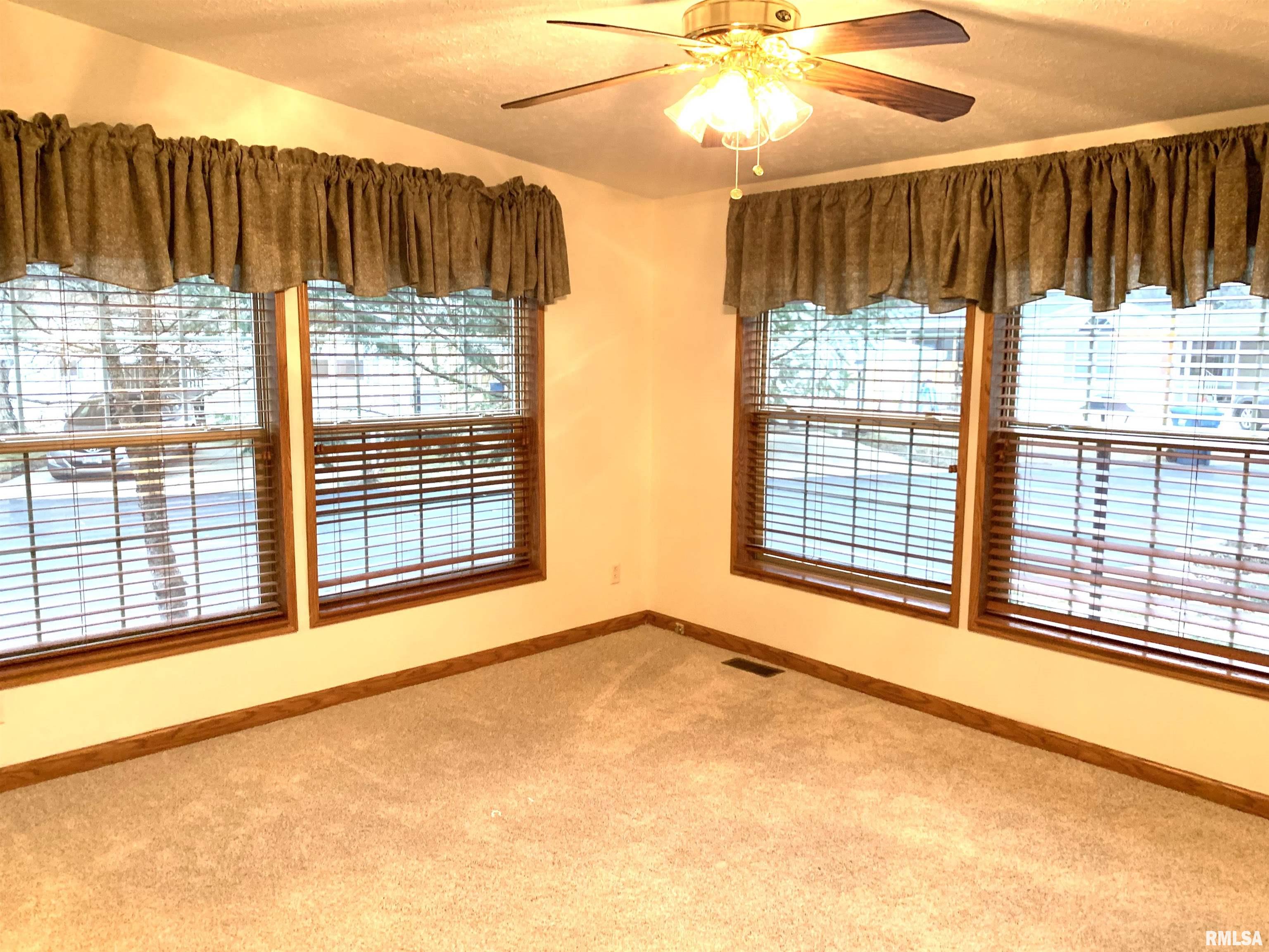 1500 Bruns Lane, Unit 10 Springfield, IL 62702 - Photo 20 of 35 Gallery Image 20