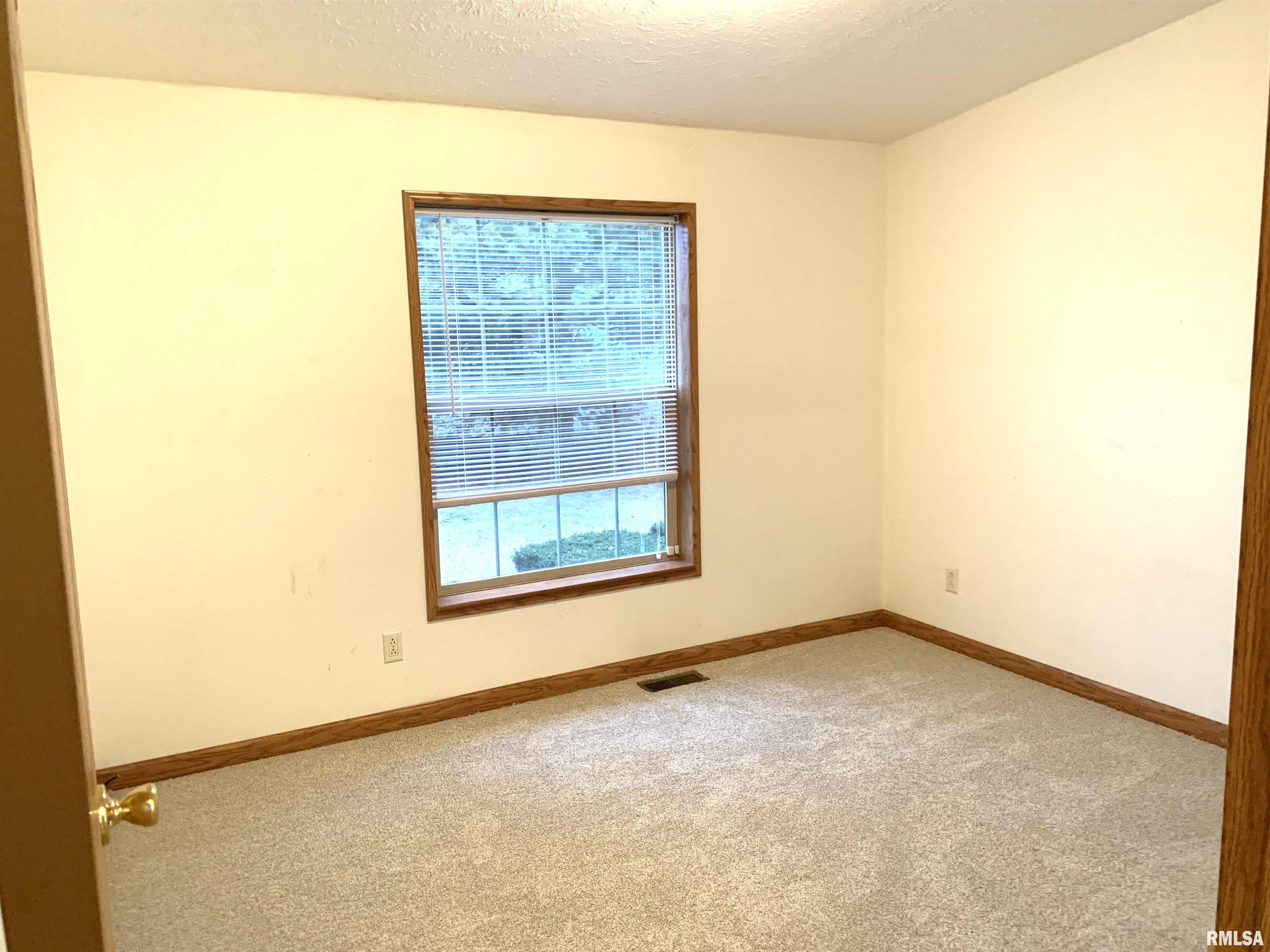 1500 Bruns Lane, Unit 10 Springfield, IL 62702 - Photo 28 of 35 Gallery Image 28