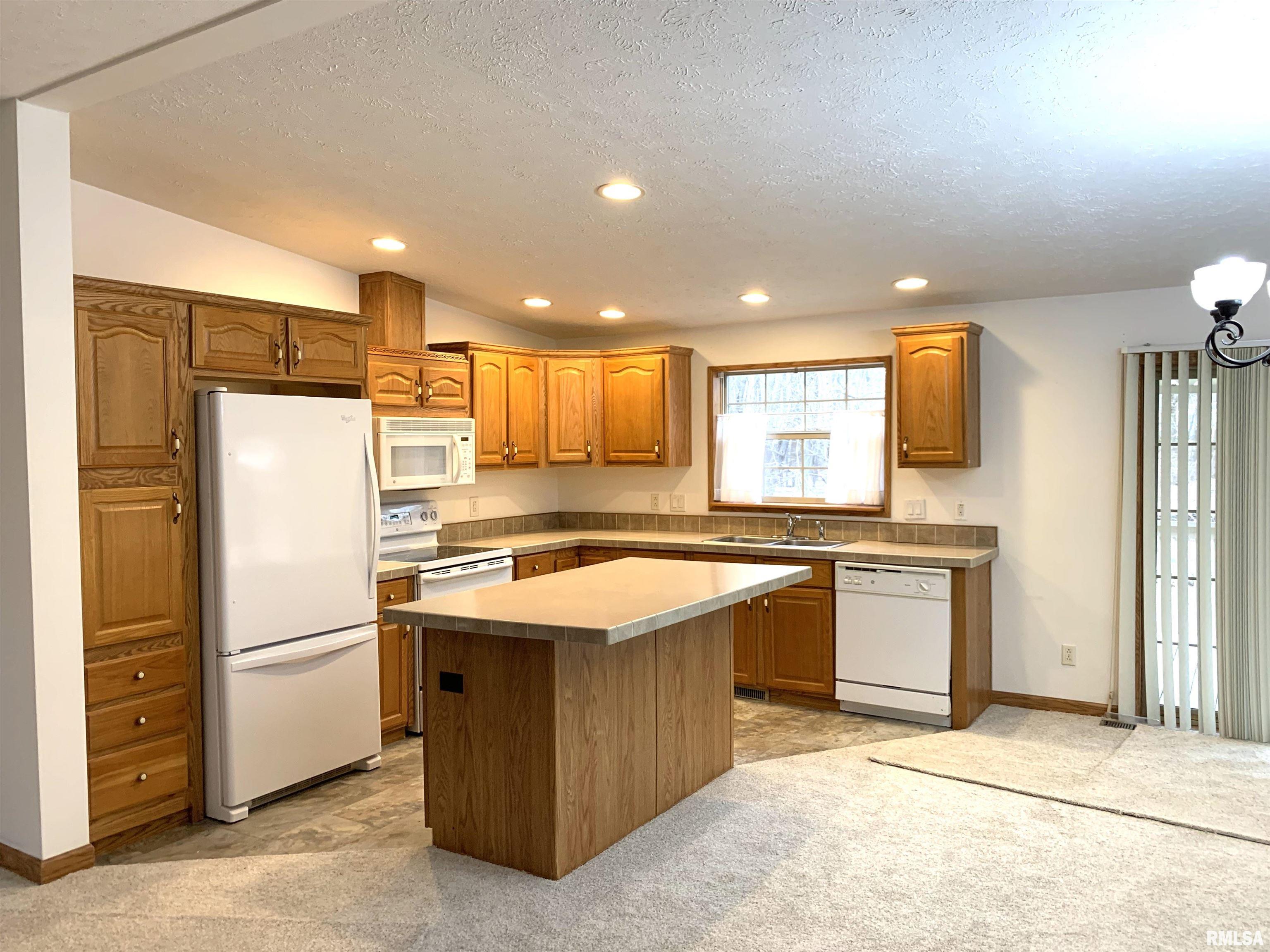 1500 Bruns Lane, Unit 10 Springfield, IL 62702 - Photo 8 of 35 Gallery Image 8