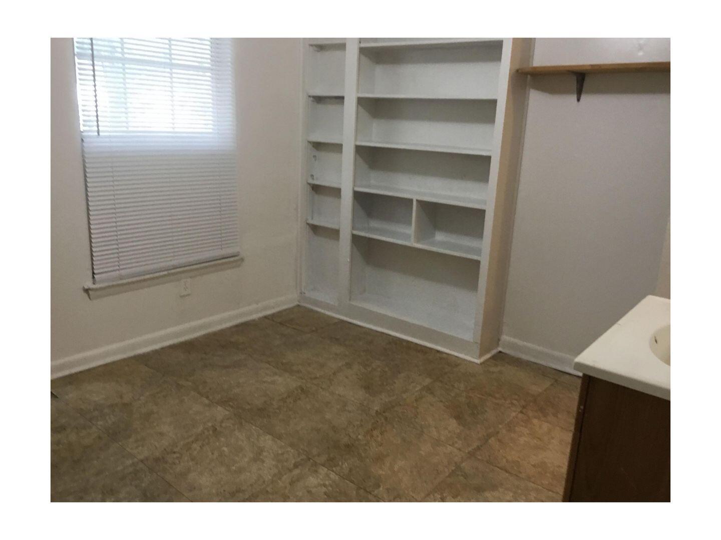 1016 Greens Lake Road East Ridge, TN 37412 - Photo 3 of 13 49744097_large