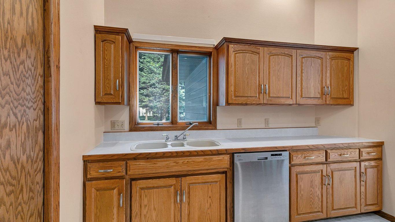 985 Juliet Way Avon, MN 56310 - Photo 18 of 51 Gallery Image 18