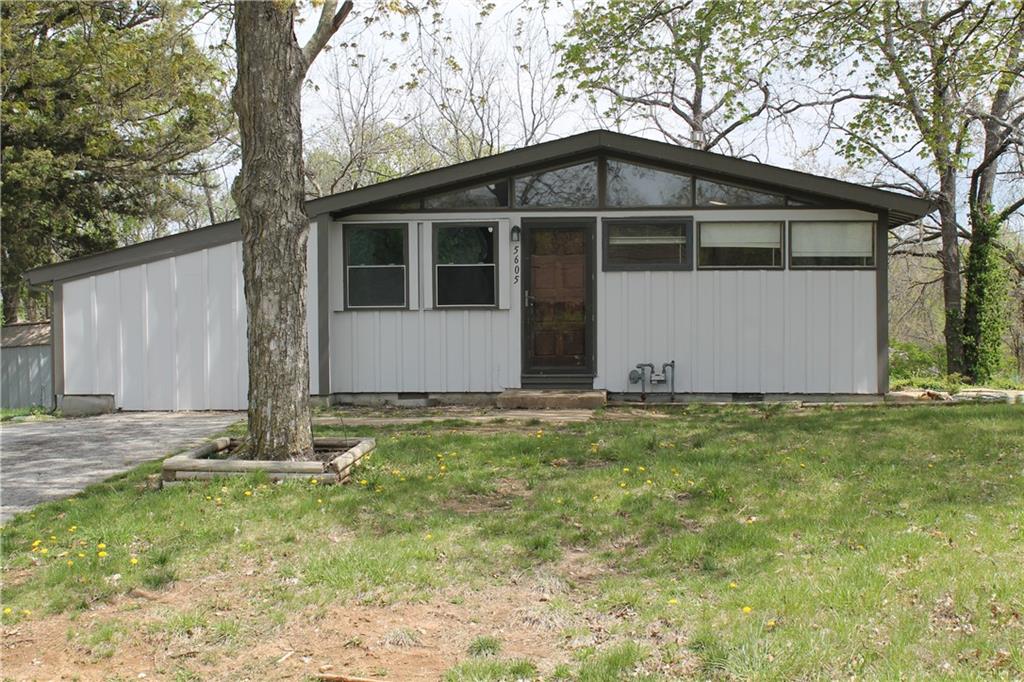 5605 Crescent Avenue Raytown, MO 64133 - Photo 1 of 1