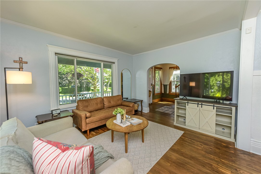 107 Parkside Avenue Rochester, NY 14609 - Photo 14 of 37