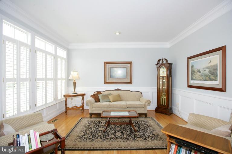 2677 Brook Valley Road Frederick, MD 21701 - Photo 15 of 30 Living Room - Main Level