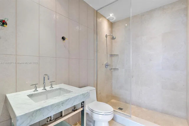 $7,000,000 | 9701 Collins Avenue, Unit 802S, Bal Harbour, FL 33154