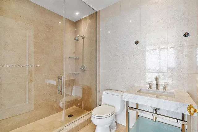 $7,000,000 | 9701 Collins Avenue, Unit 802S, Bal Harbour, FL 33154