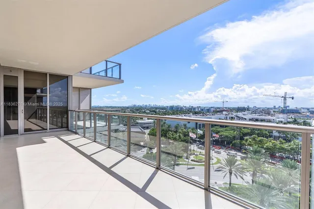 $7,000,000 | 9701 Collins Avenue, Unit 802S, Bal Harbour, FL 33154