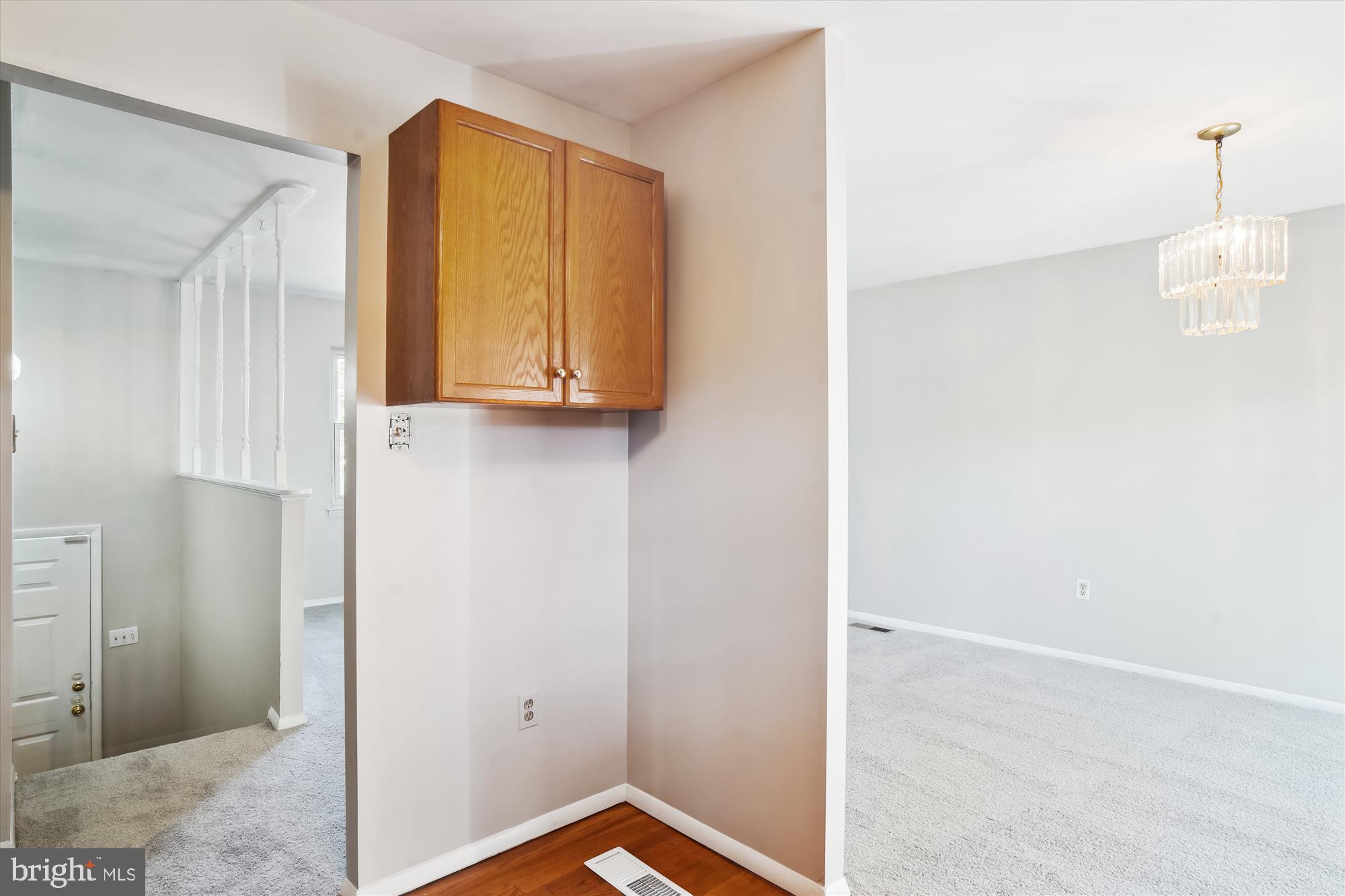 24209 Bush Hill Road Gaithersburg, MD 20882 - Photo 13 of 59