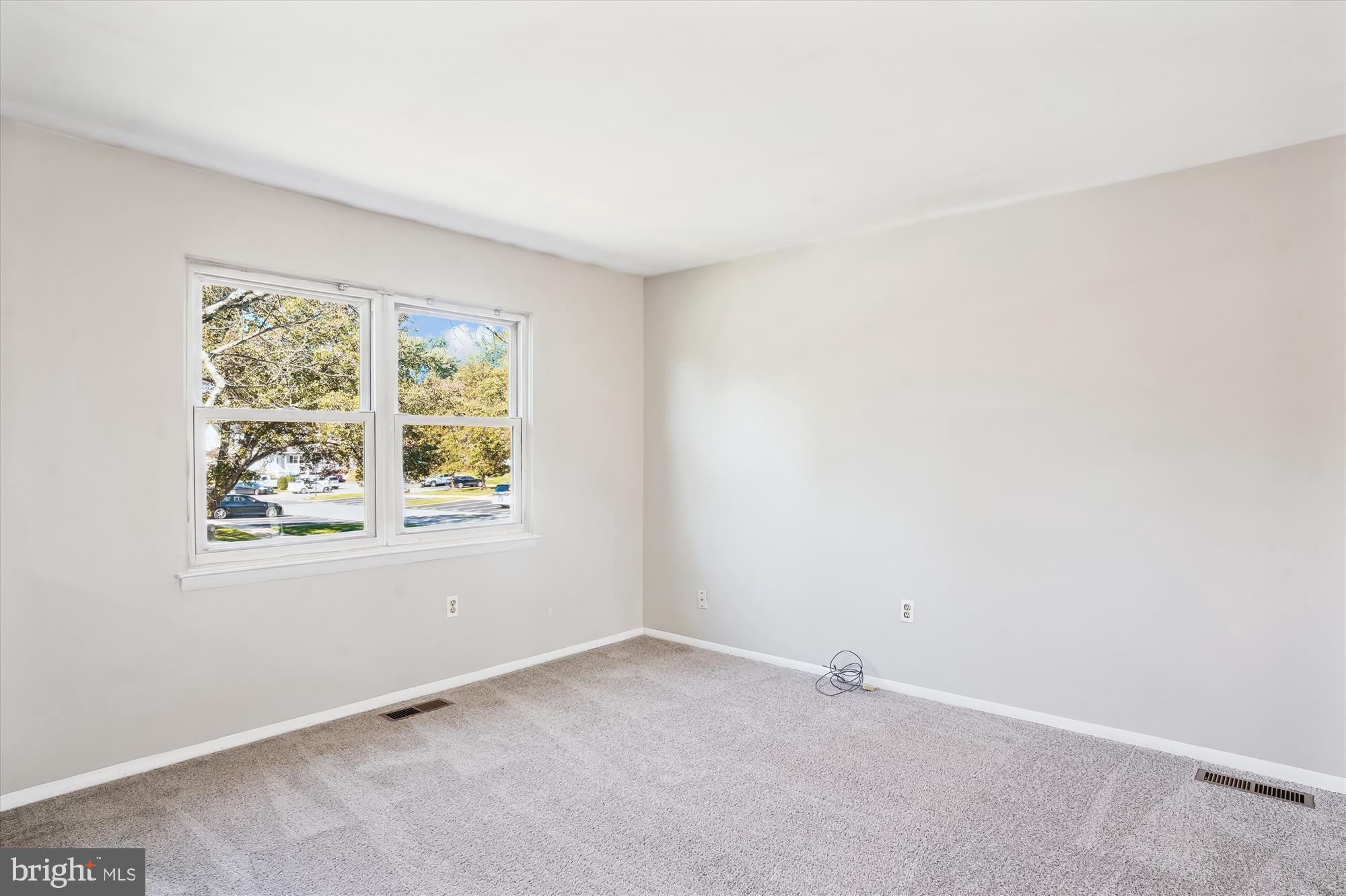 24209 Bush Hill Road Gaithersburg, MD 20882 - Photo 17 of 59