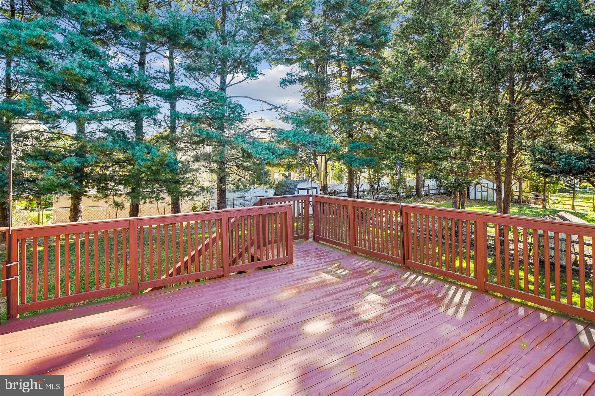 24209 Bush Hill Road Gaithersburg, MD 20882 - Photo 22 of 59