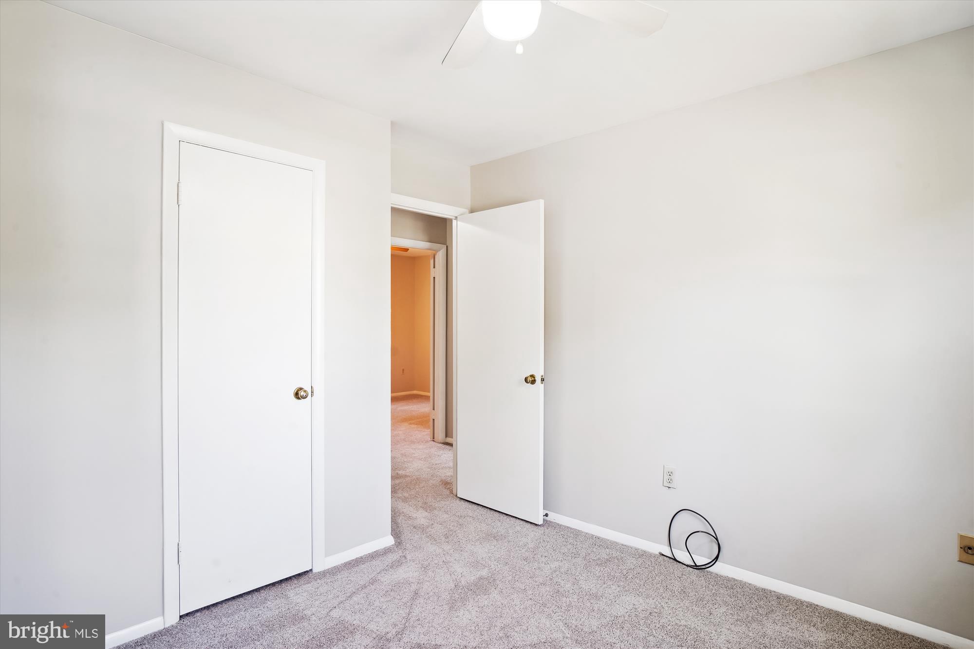 24209 Bush Hill Road Gaithersburg, MD 20882 - Photo 33 of 59