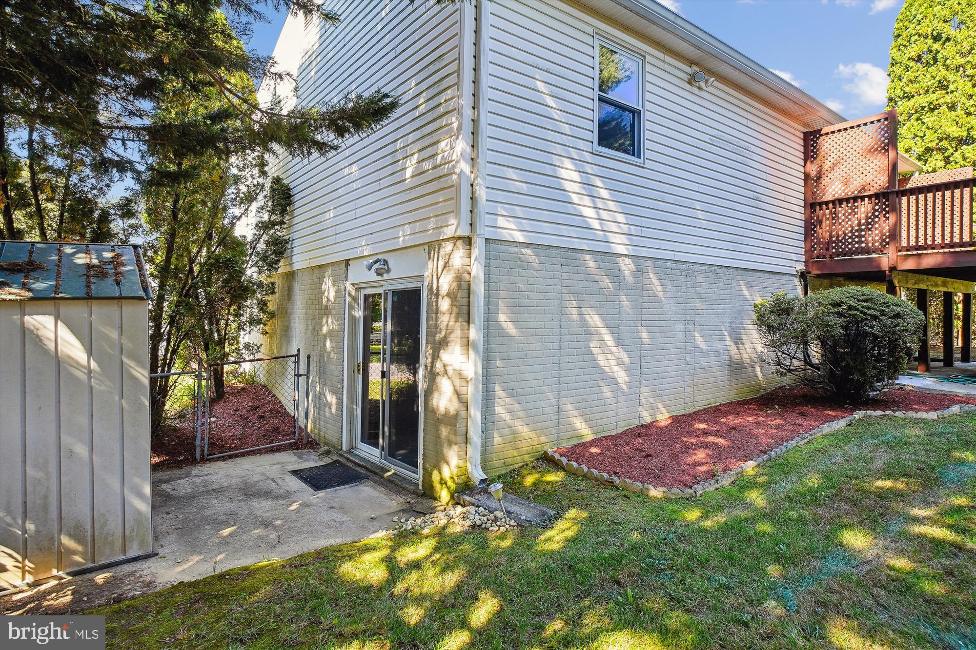 24209 Bush Hill Road Gaithersburg, MD 20882 - Photo 47 of 59