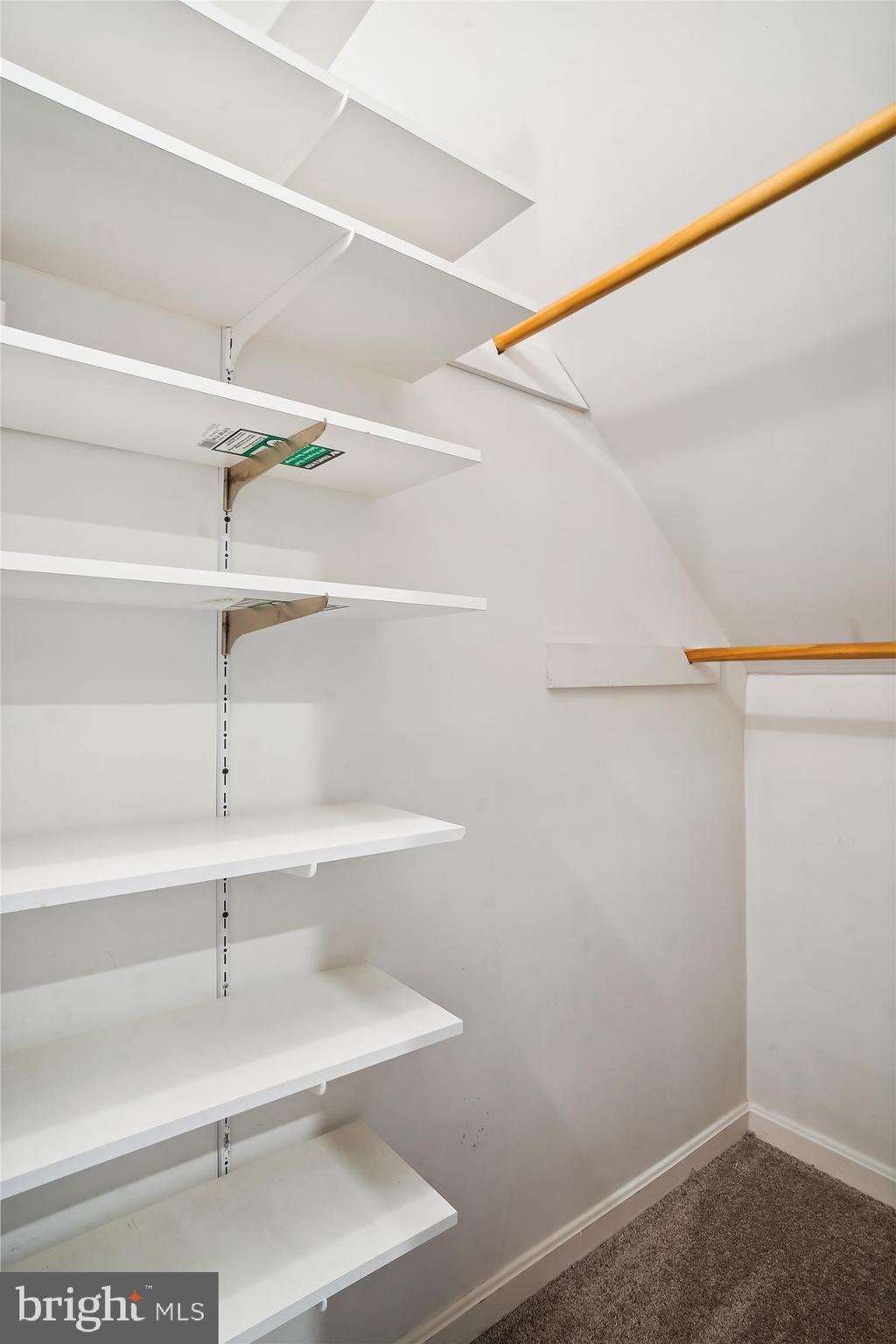 24209 Bush Hill Road Gaithersburg, MD 20882 - Photo 50 of 59