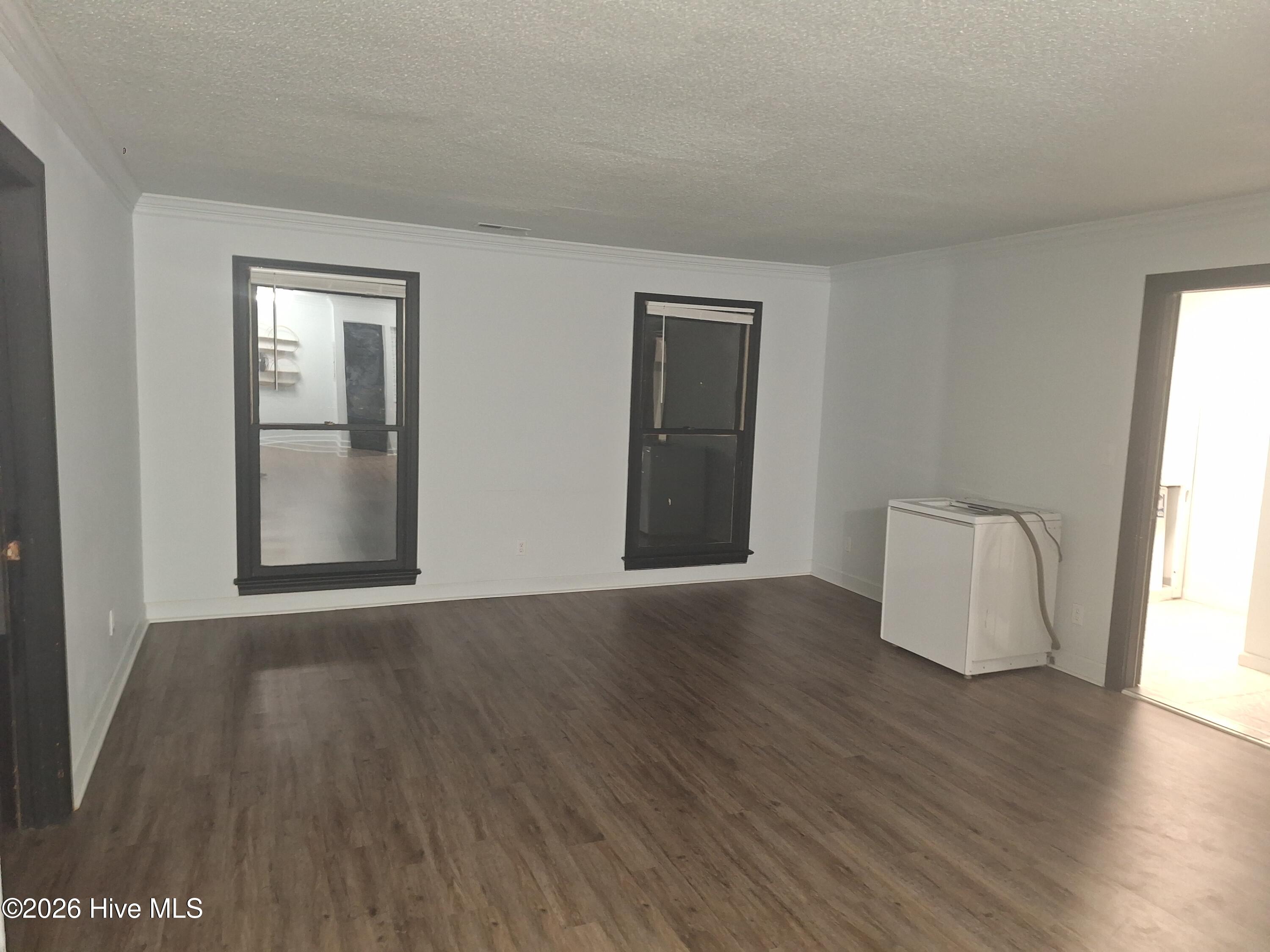 3512 Ivy Commons Drive, Unit 302 Raleigh, NC 27606 - Photo 7 of 12 Living room