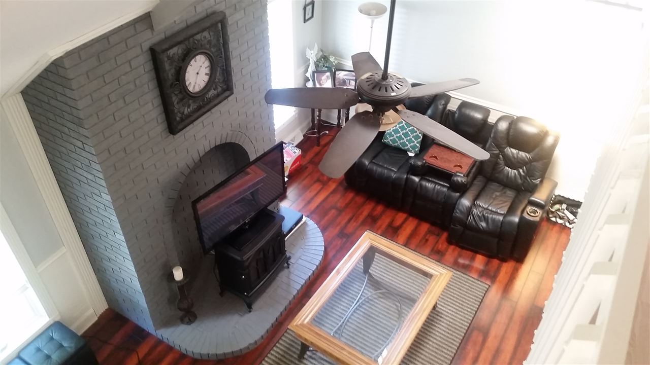 9002 Wheelock Road Fort Wayne, IN 46835 - Photo 2 of 17