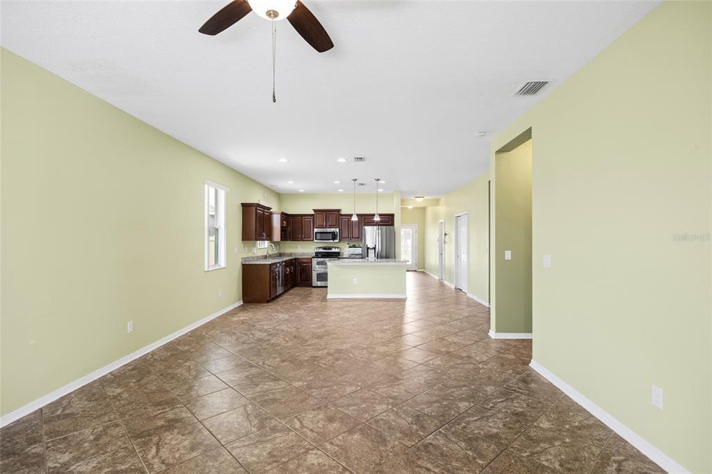 3851 Pacente Loop Wesley Chapel, FL 33543 - Photo 12 of 38