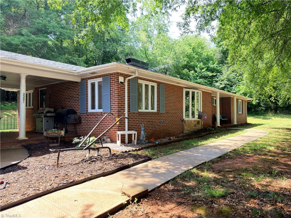 2297 Austin Traphill Road Elkin, NC 28621 - Photo 3 of 32