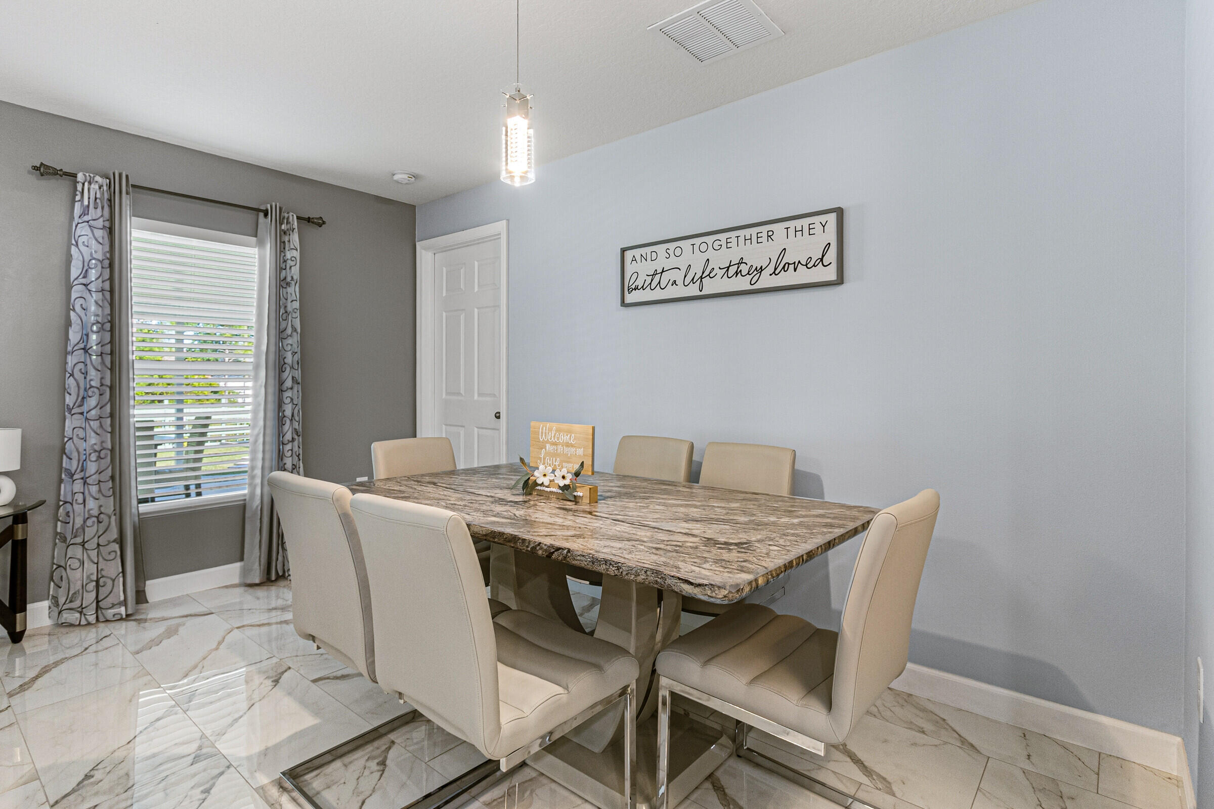 887 Fletcher Road Southeast Palm Bay, FL 32909 - Photo 9 of 41 Dining