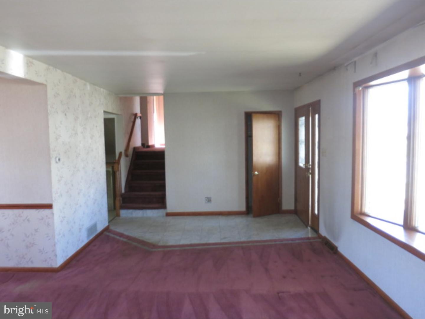 119 Sunnybrook Road Cherry Hill, NJ 08034 - Photo 2 of 13 Foyer