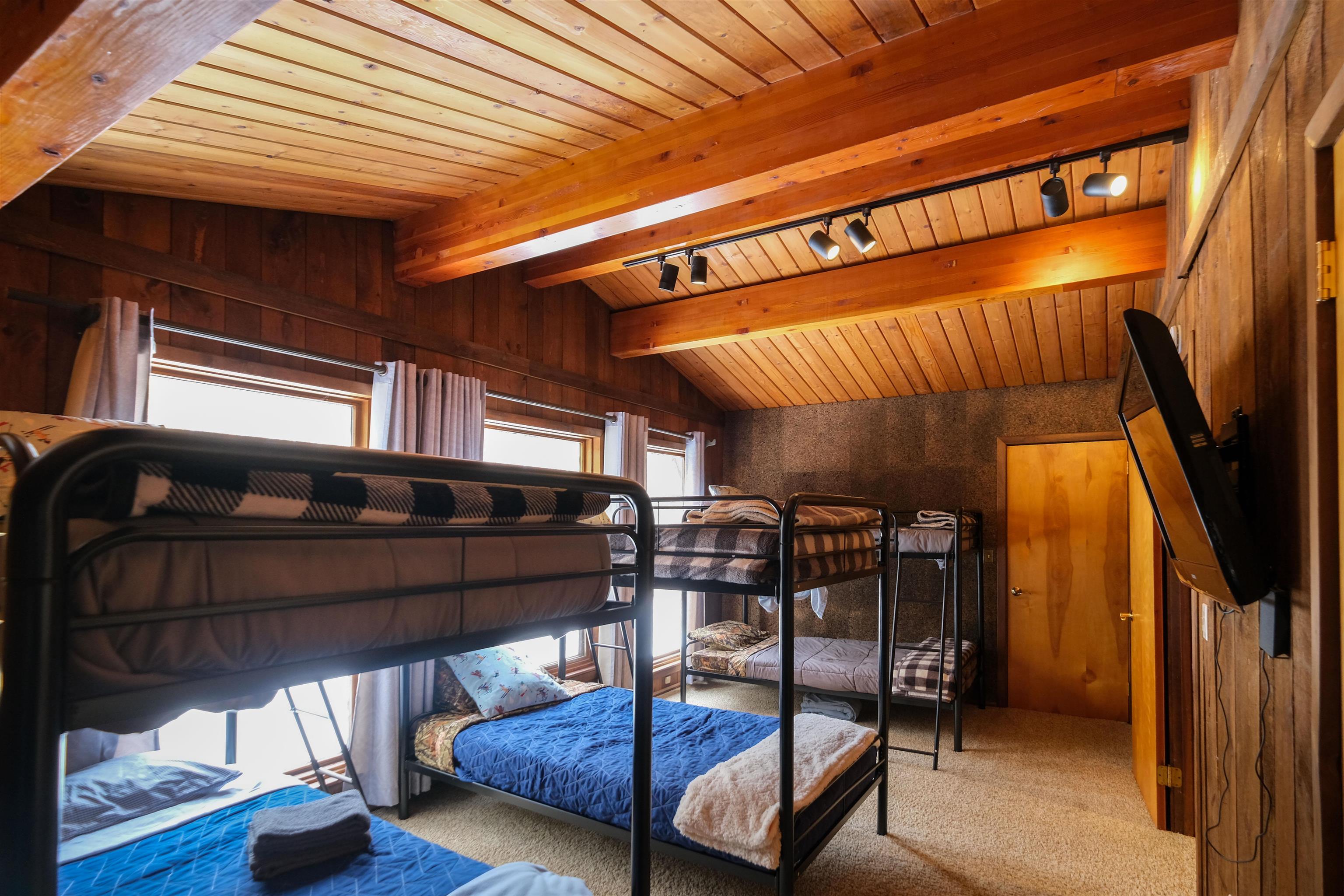 609 Alpine Drive Mount Holly, VT 05758 - Photo 23 of 39