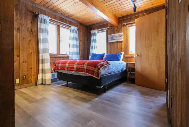 $500,000 | 609 Alpine Drive, Mount Holly, VT 05758