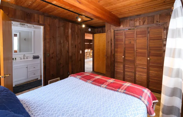 $500,000 | 609 Alpine Drive, Mount Holly, VT 05758