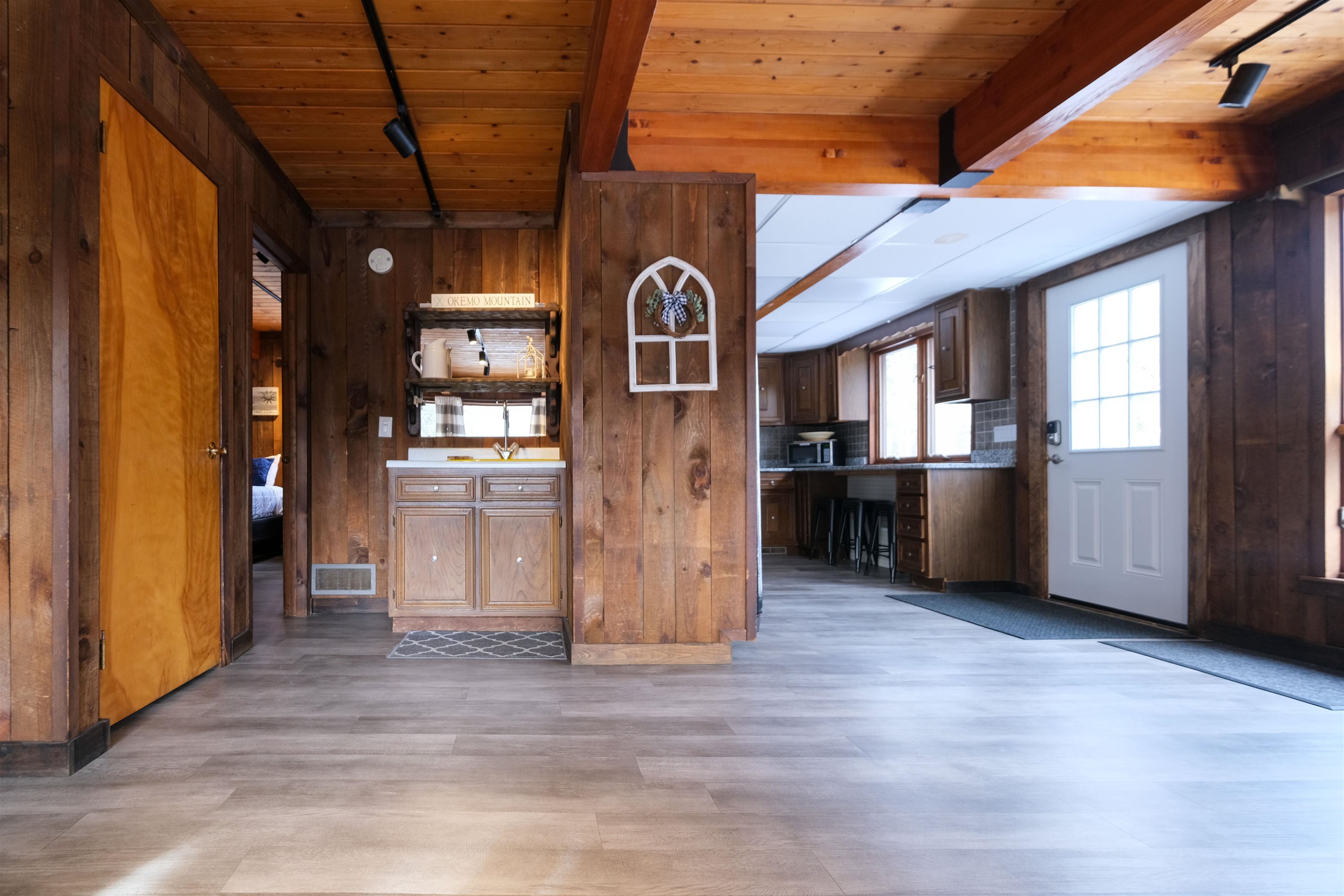 609 Alpine Drive Mount Holly, VT 05758 - Photo 8 of 39