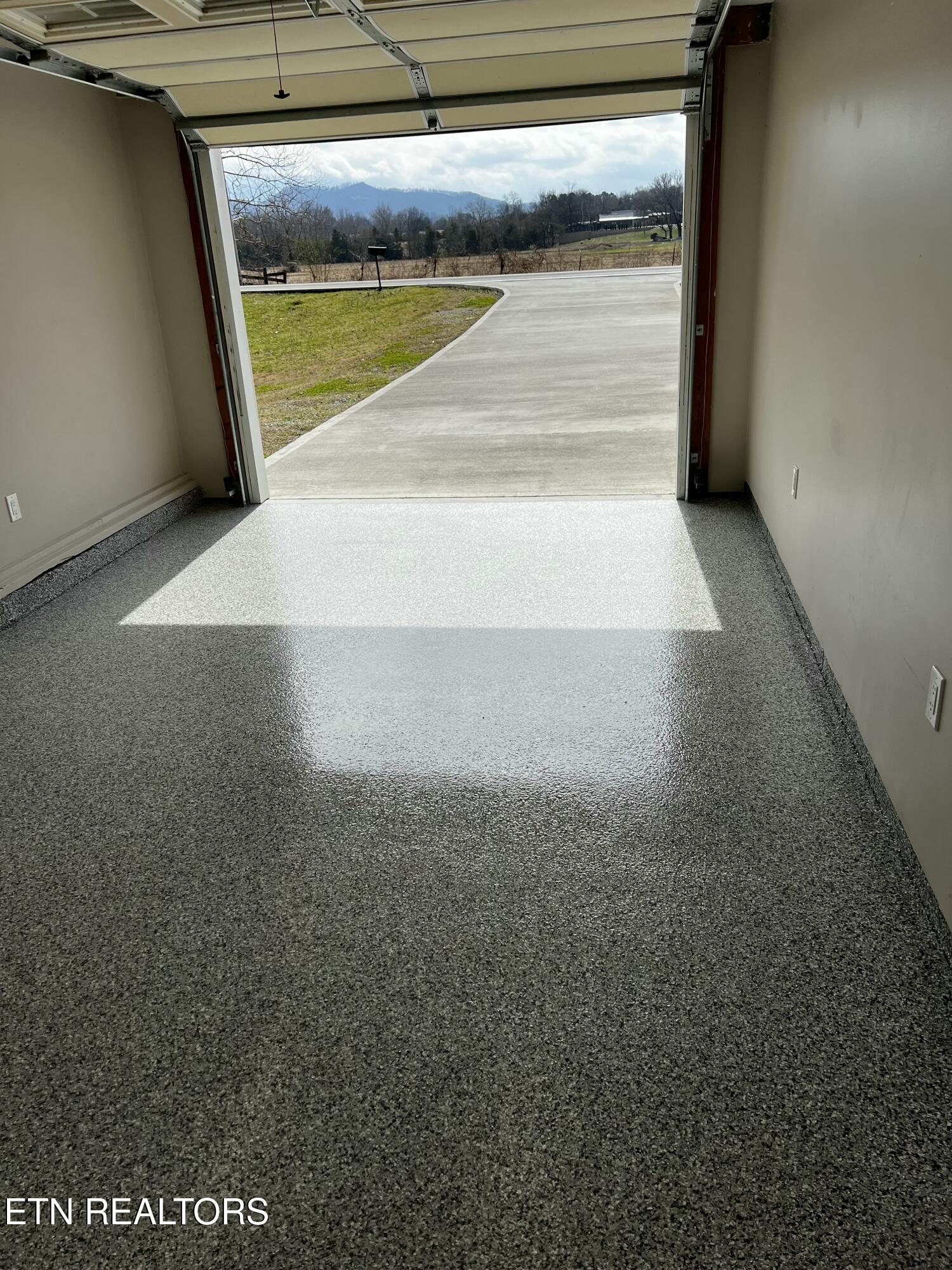 412 Apple Valley Road Sevierville, TN 37862 - Photo 29 of 33 IMG_0285 2