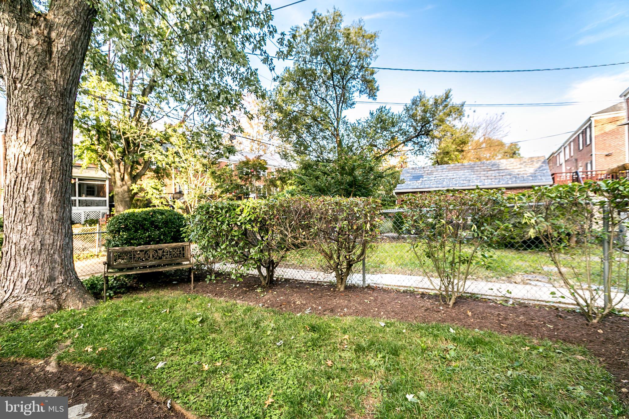 106 Overbrook Road Baltimore, MD 21212 - Photo 32 of 36 Back yard w/Privacy