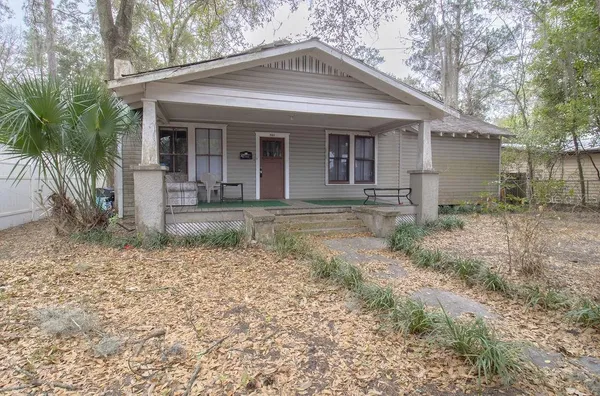 $299,900 | 907 Northwest 11th Avenue, Gainesville, FL 32601