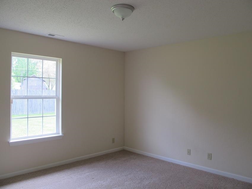 822 Springwater Road Kokomo, IN 46902 - Photo 7 of 12 Gallery Image 7