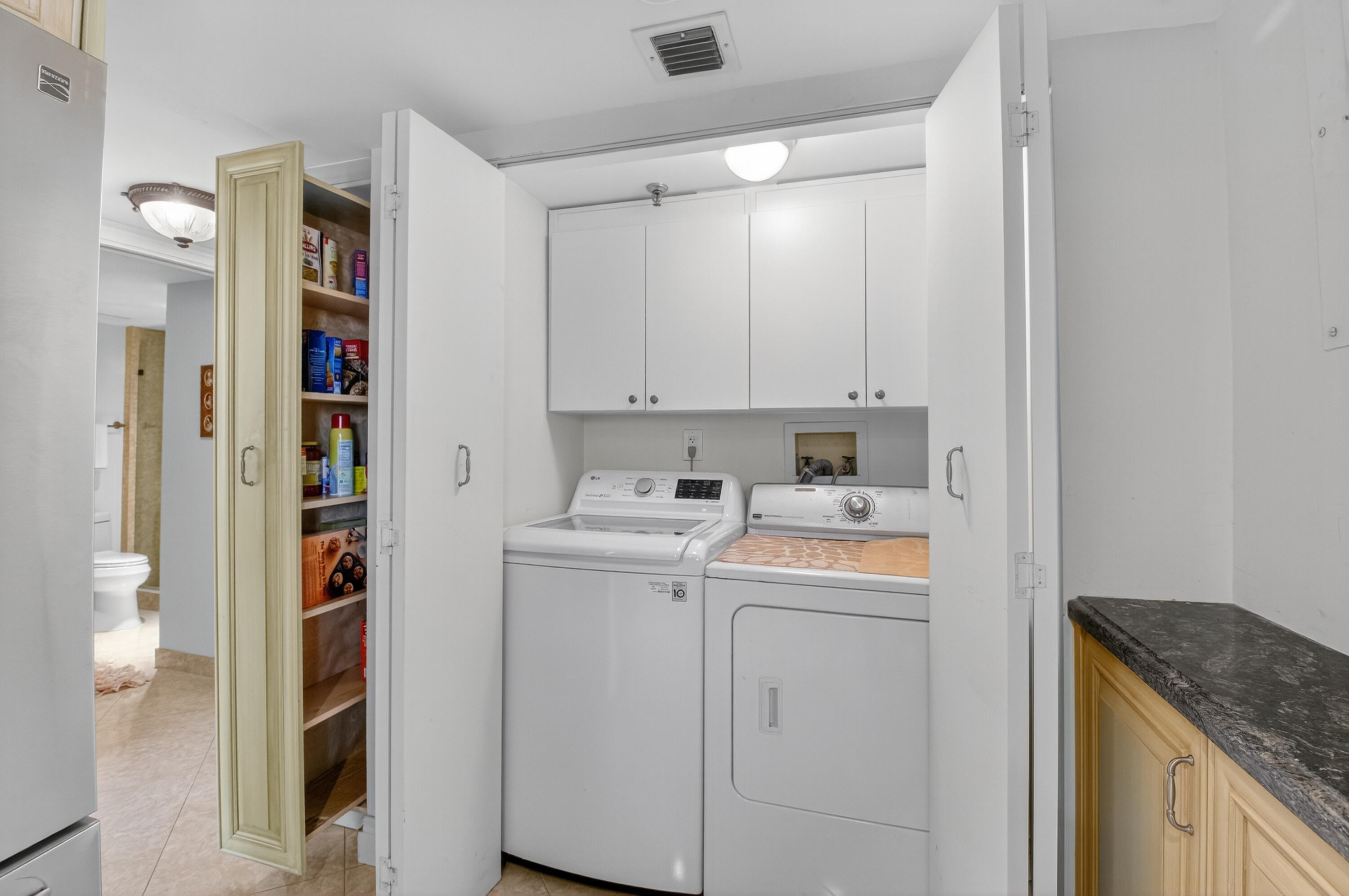 7786 Lakeside Boulevard, Unit 642 Boca Raton, FL 33434 - Photo 33 of 88 DSC_2740