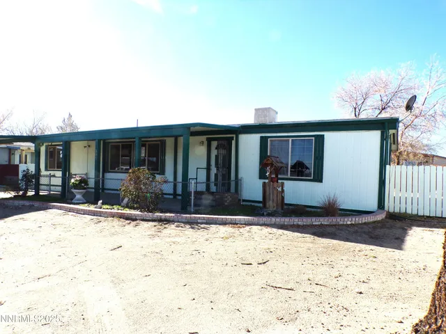 $238,000 | 305 Parkland Way, Fernley, NV 89408