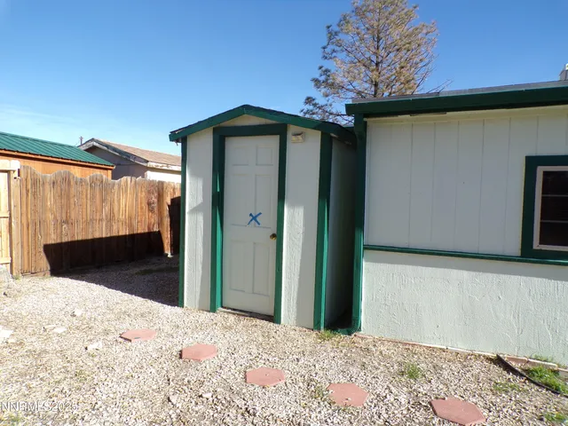 $238,000 | 305 Parkland Way, Fernley, NV 89408