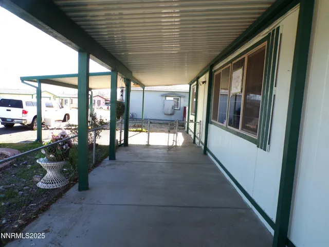 $238,000 | 305 Parkland Way, Fernley, NV 89408