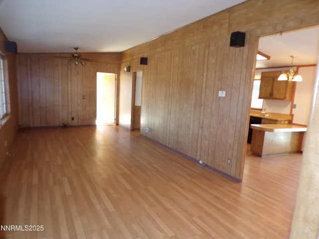 $238,000 | 305 Parkland Way, Fernley, NV 89408