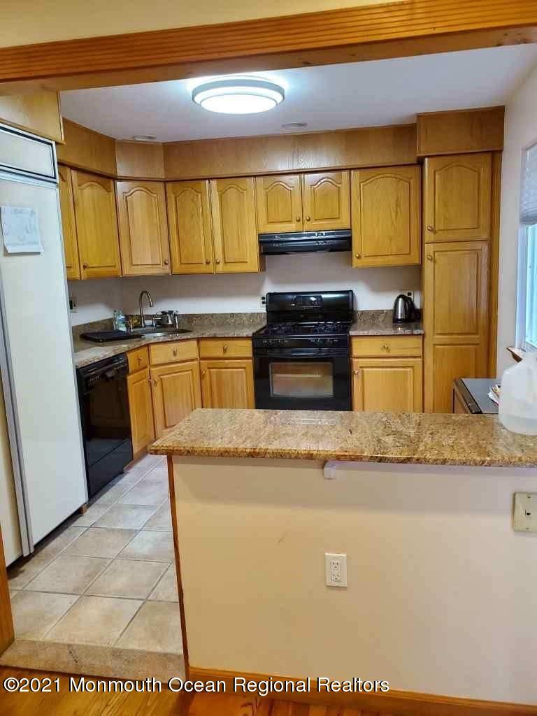 23 Andover Road Jackson, NJ 08527 - Photo 4 of 8 3