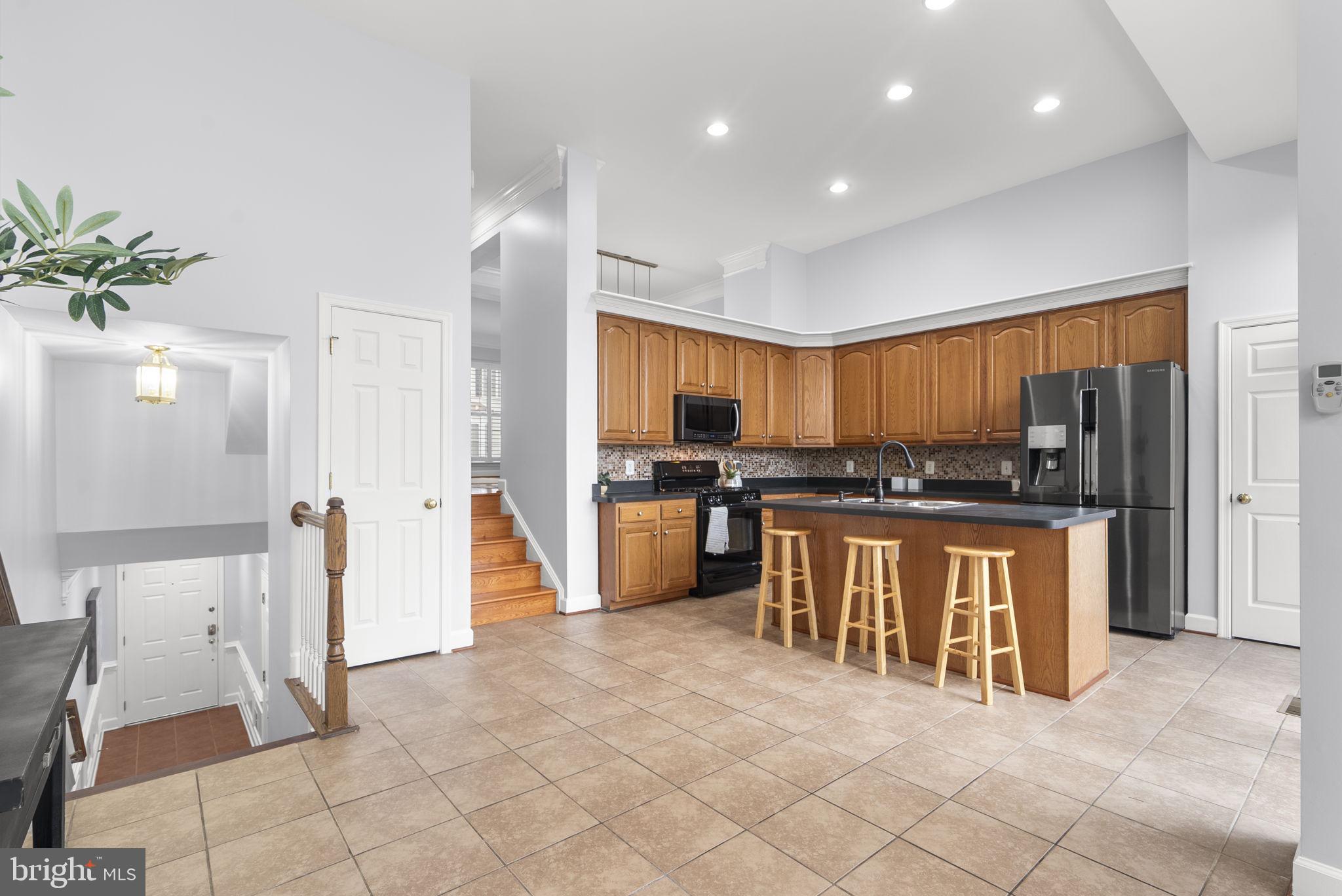 3222 Theodore R Hagans Drive Northeast Washington, DC 20018 - Photo 11 of 45