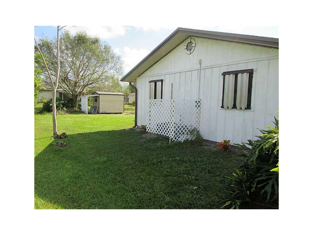 791 Roseland Road Sebastian, FL 32958 - Photo 18 of 22 Gallery Image 18
