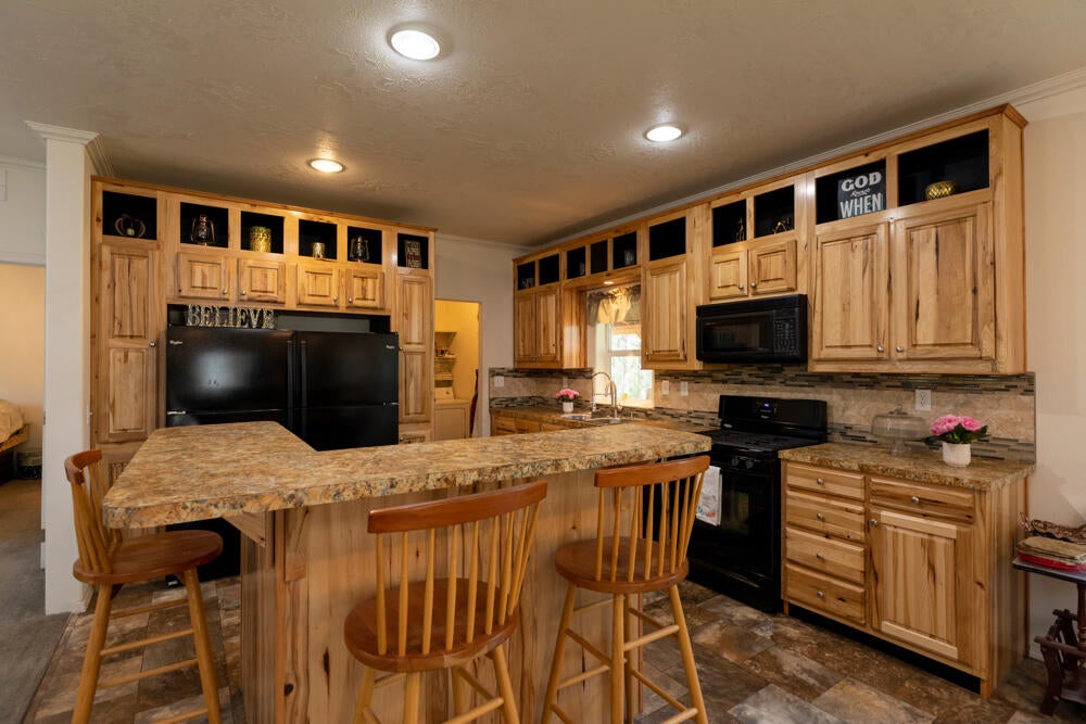 9660 Sprague River Road Chiloquin, OR 97624 - Photo 13 of 58 Custom Hickory Cabinets Throughout