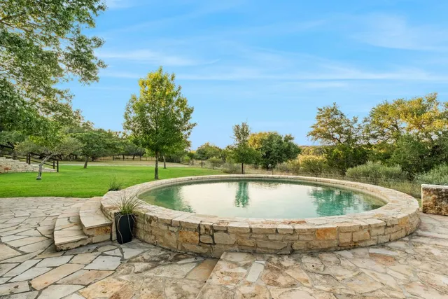 $1,950,000 | 746 Trail Rock Drive, Johnson City, TX 78636