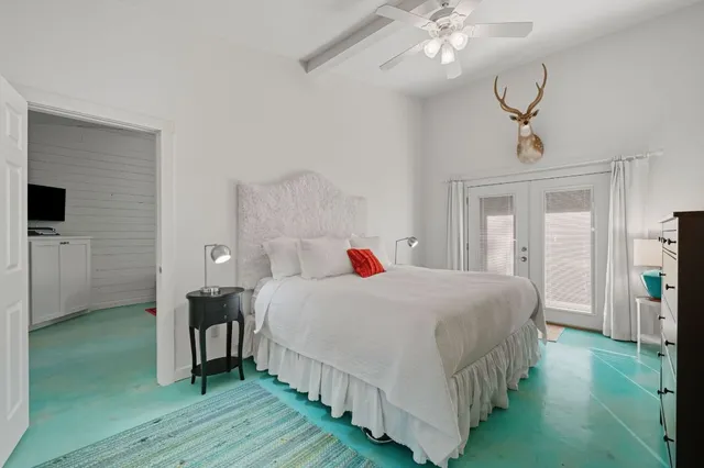 $1,950,000 | 746 Trail Rock Drive, Johnson City, TX 78636