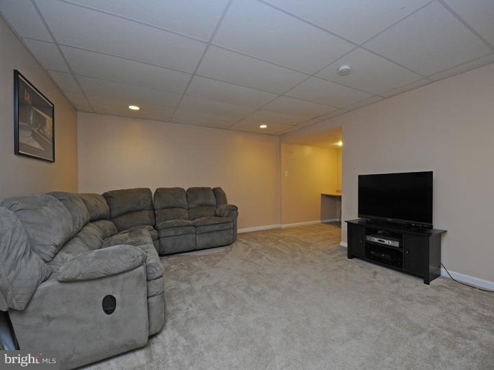 50 Fern Road Southampton, PA 18966 - Photo 20 of 24 Gallery Image 20