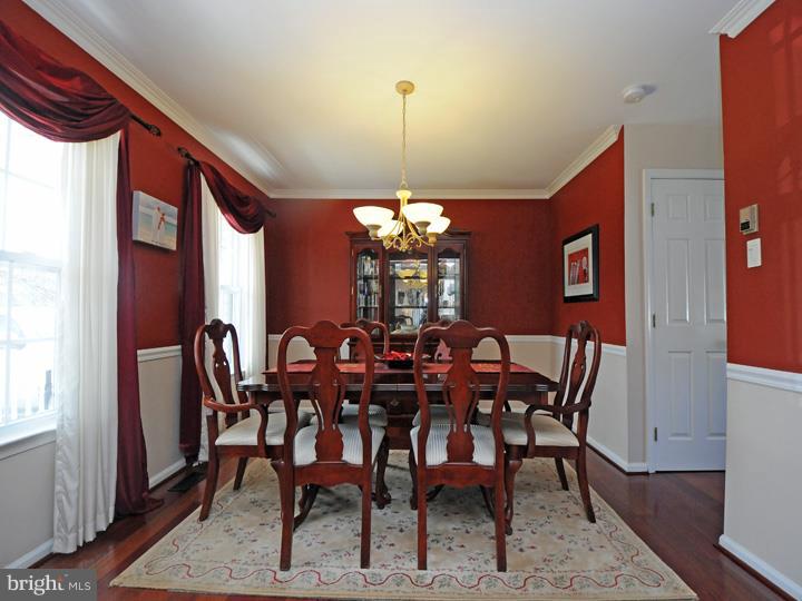 50 Fern Road Southampton, PA 18966 - Photo 3 of 24 Gallery Image 3