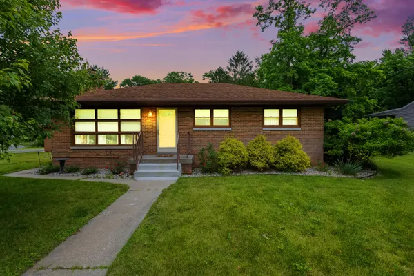 $424,900 | 1 Locust Place, Portage, IN 46368